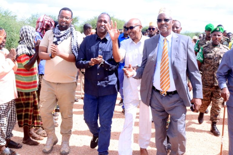 Official Visit of Ministerial Delegation to Diinsor District, Bay Region